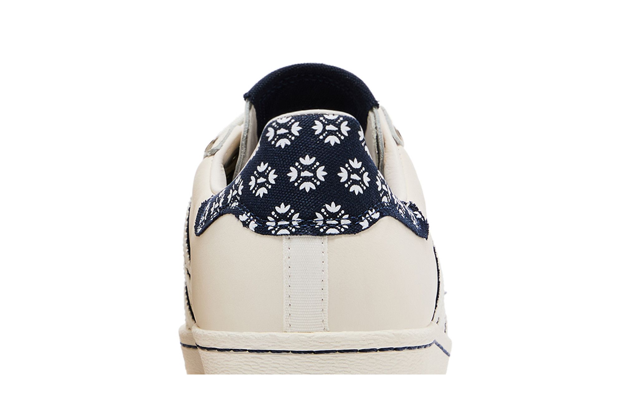 Sizing Footshop x adidas Superstar 'Blueprinting' Edición Especial Q46492