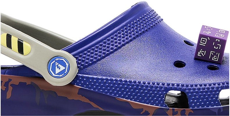 Fortnite x Crocs Classic Clog 'Battle Bus' Clog Pria Wanita 210495-4NY Order Fortnite x Crocs Classic Clog 'Battle Bus' Clog Pria Wanita 210495-4NY