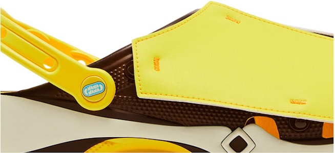 Fortnite x Crocs Classic Clog 'Peely' Kolaborasi Spesial 210496-7C1 Order Fortnite x Crocs Classic Clog 'Peely' Kolaborasi Spesial 210496-7C1