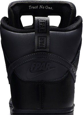 Cuarenta Por Ciento Contra Derechos x Nike SB Dunk High BV1052-001 Sizing Cuarenta Por Ciento Contra Derechos x Nike SB Dunk High BV1052-001