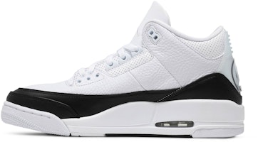 Fragment Design x Air Jordan 3 Retro SP 'Putih' DA3595-100 Lookbook Fragment Design x Air Jordan 3 Retro SP 'Putih' DA3595-100