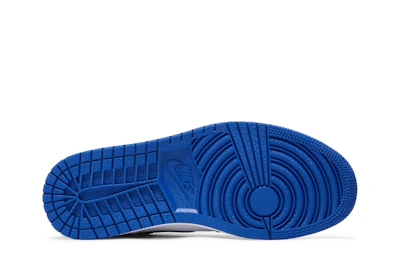 Fragment Design x Jordan x Air Jordan 1 Retro High OG 'Friends and Family'