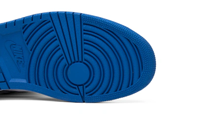 Fragment Design x Jordan x Air Jordan 1 Retro High OG 'Friends and Family' 716371-040