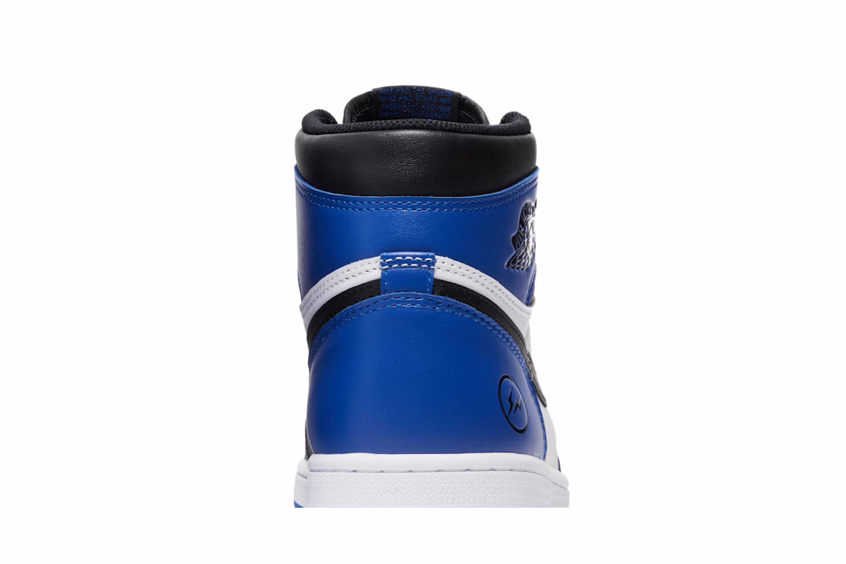 Fragment Design x Jordan x Air Jordan 1 Retro High OG 'Friends and Family'