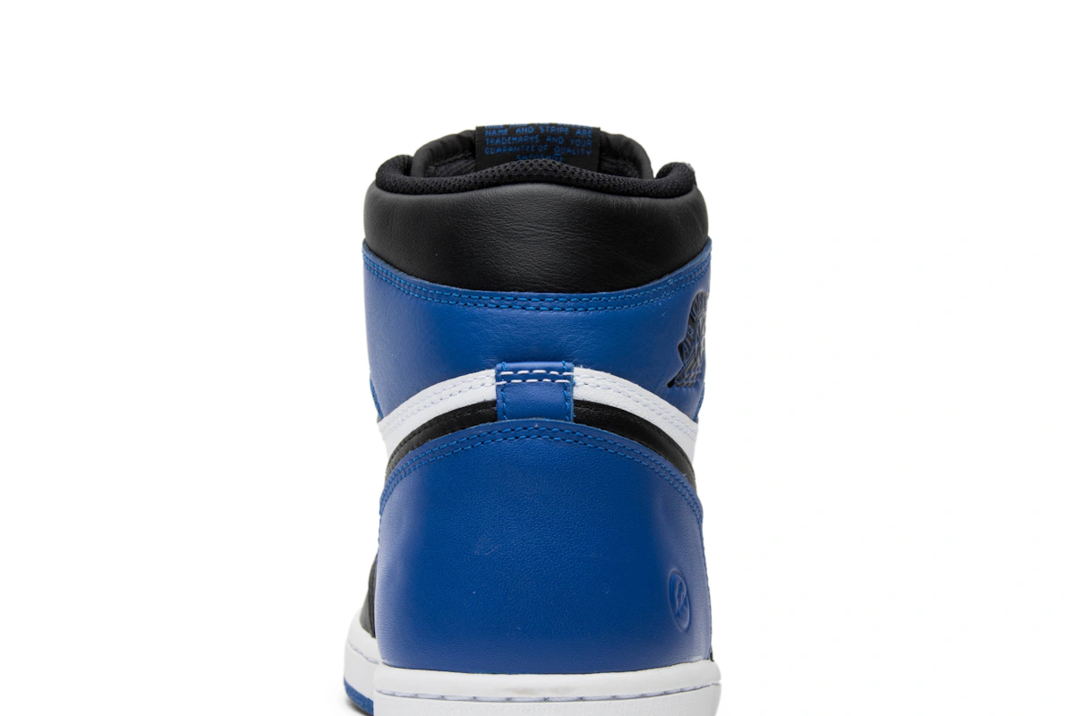 Fragment Design x Jordan x Air Jordan 1 Retro High OG 'Friends and Family' 716371-040