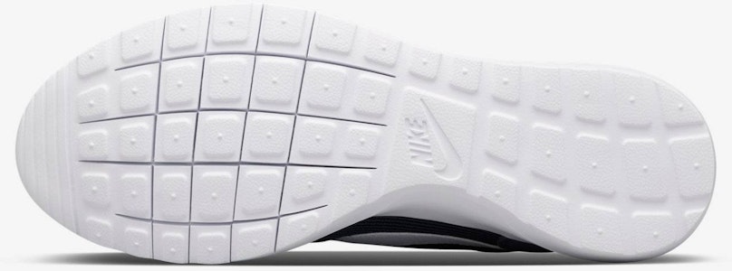 Fragment Design x Nike Roshe 'Daybreak' Sneakers 826669-410 Details for Fragment Design x Nike Roshe 'Daybreak' Sneakers 826669-410