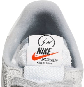 Fragment × sacai × Nike LDVワッフル "ライトスモークグレー" DH2684-001 1