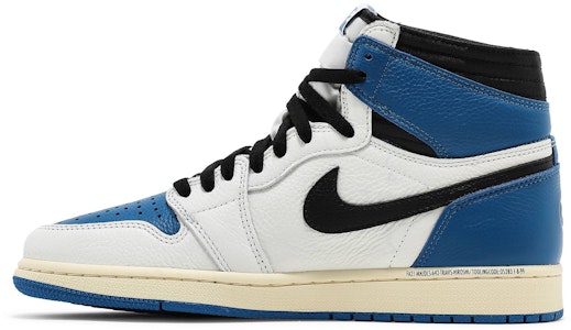 Fragment Design x Travis Scott x Air Jordan 1 Retro High 'Biru Tentera' DH3227-105 Lookbook Fragment Design x Travis Scott x Air Jordan 1 Retro High 'Biru Tentera' DH3227-105