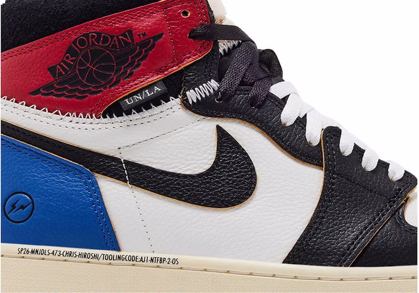 Fragment Design x Union x Air Jordan 1 Retro High OG ''Varsity Red Sport Royal'' IO7847-002 Lookbook Fragment Design x Union x Air Jordan 1 Retro High OG ''Varsity Red Sport Royal'' IO7847-002