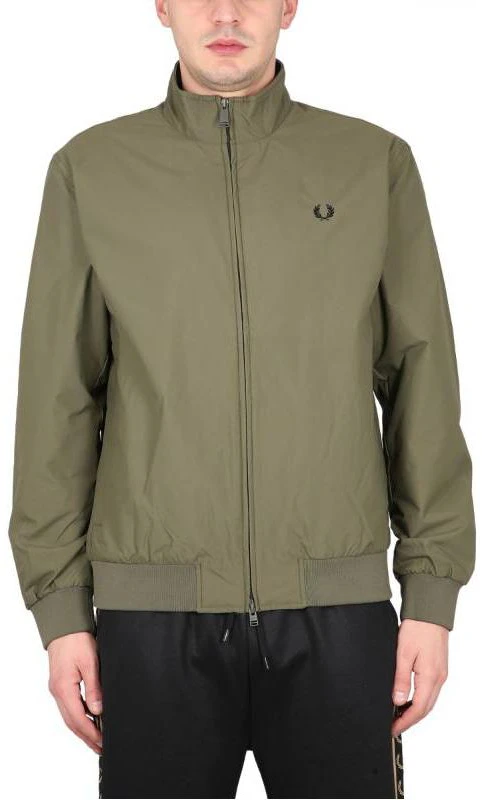 fred-perry-ss-23-logo-badge-print-zip-up-jacket-military-green-fpj-2660-q55