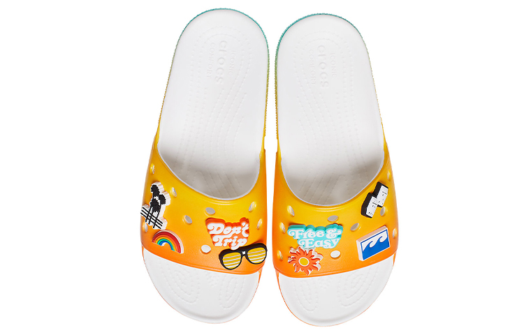 Shop 自由輕便 x Crocs 經典涼拖鞋 '夕陽' 207672-90H