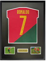 Free Trade Auction Portugal 2022 World Cup Cristiano Ronaldo Signed Football with COA 65x85cm 4195903 Free Trade Auction Portugal 2022 World Cup Cristiano Ronaldo Signed Football with COA 65x85cm 4195903