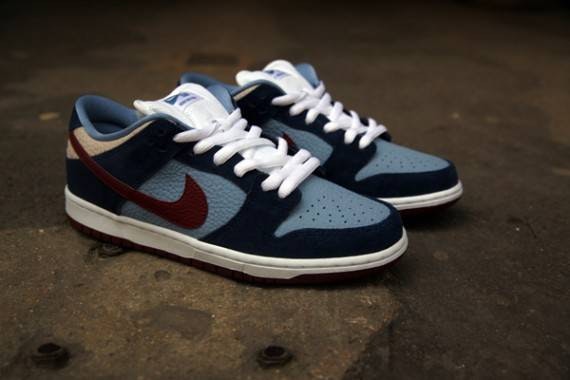 FTC x Nike SB Dunk Low Premium Finally 313170 463 313170 463