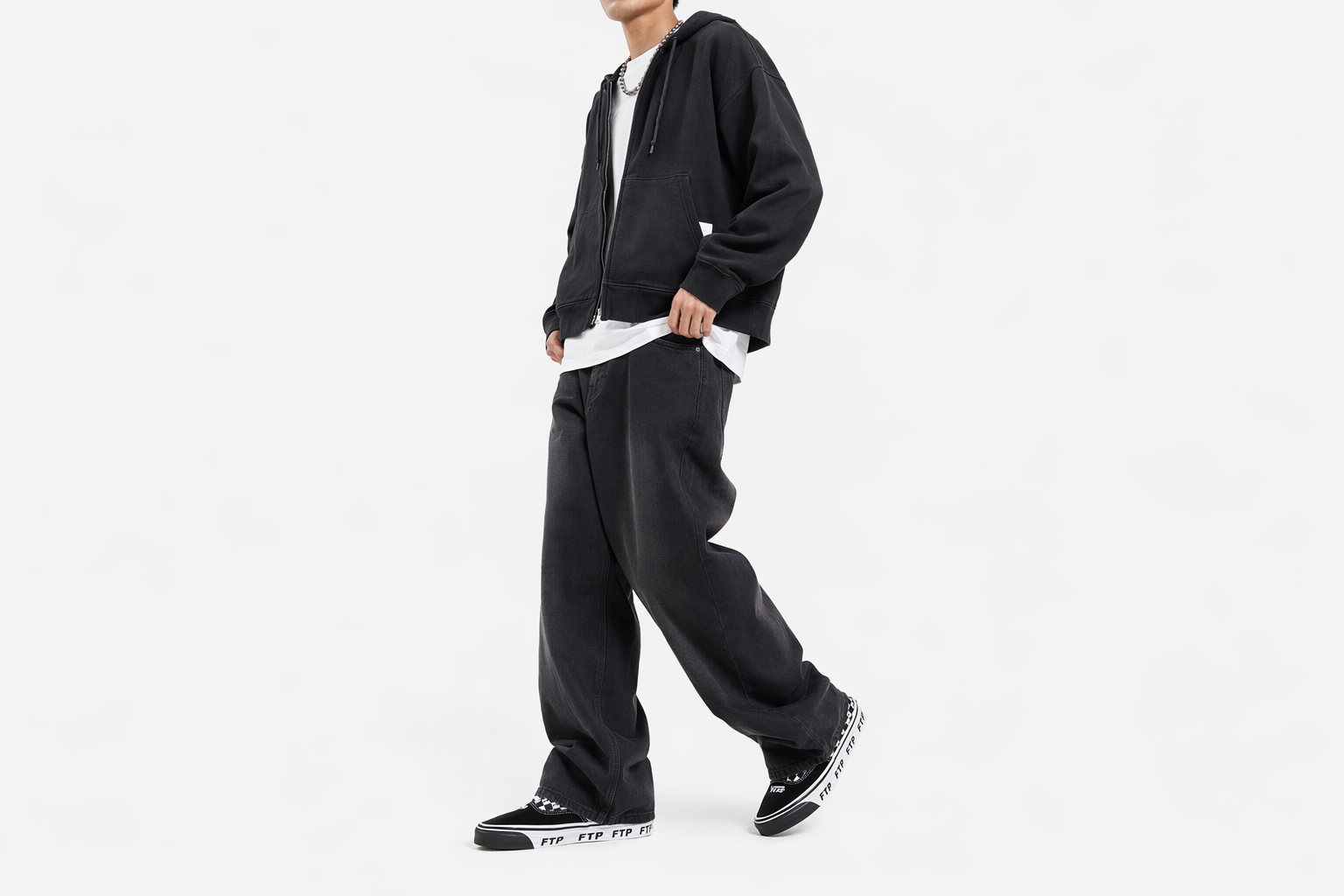 Order FTP x Vans Authentic 44 '棋盘格' VN000EEUBLK