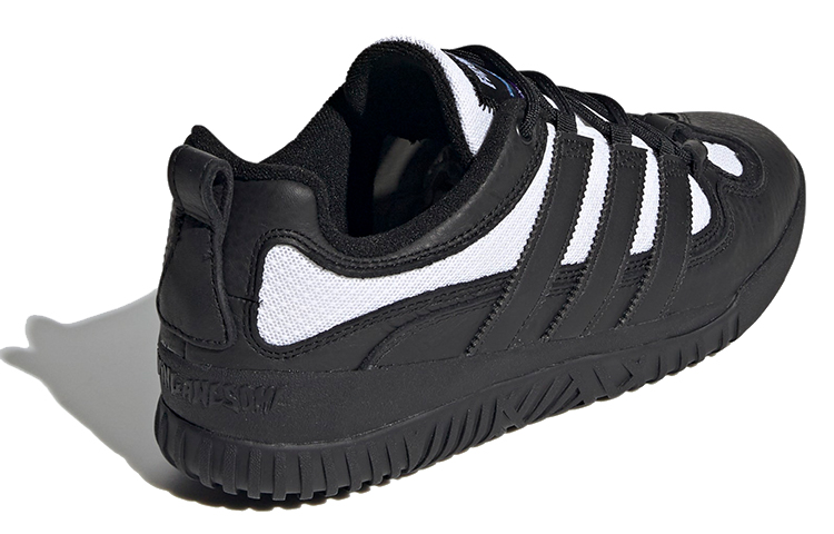 Shop Fucking Awesome x adidas Dorsey '黑色' FX3730
