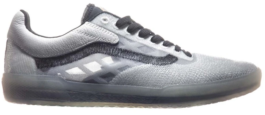 Fucking Awesome x Vans アルティメットワッフル EXP
Buy Fucking Awesome x Vans アルティメットワッフル EXP