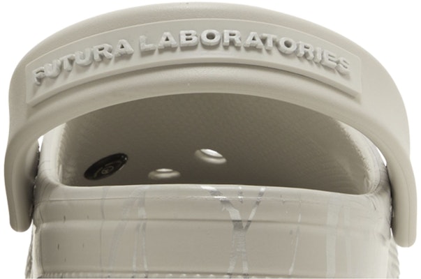 Futura Laboratories x Crocs Classic Clog 'Pearl White' 209622-101 Sizing Futura Laboratories x Crocs Classic Clog 'Pearl White' 209622-101