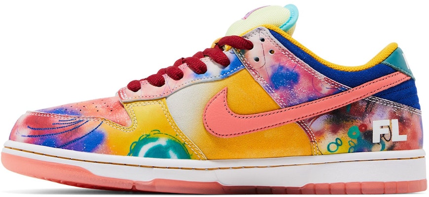 Futura Laboratories x Nike Dunk Low SB Friends & Family 'Sunblush' - Rakan & Keluarga HF6061-700 Lookbook Futura Laboratories x Nike Dunk Low SB Friends & Family 'Sunblush' - Rakan & Keluarga HF6061-700