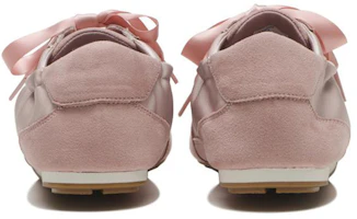 Lookbook G.T Hawkins EILEEN Kasut Fesyen Sneakers. G160304011