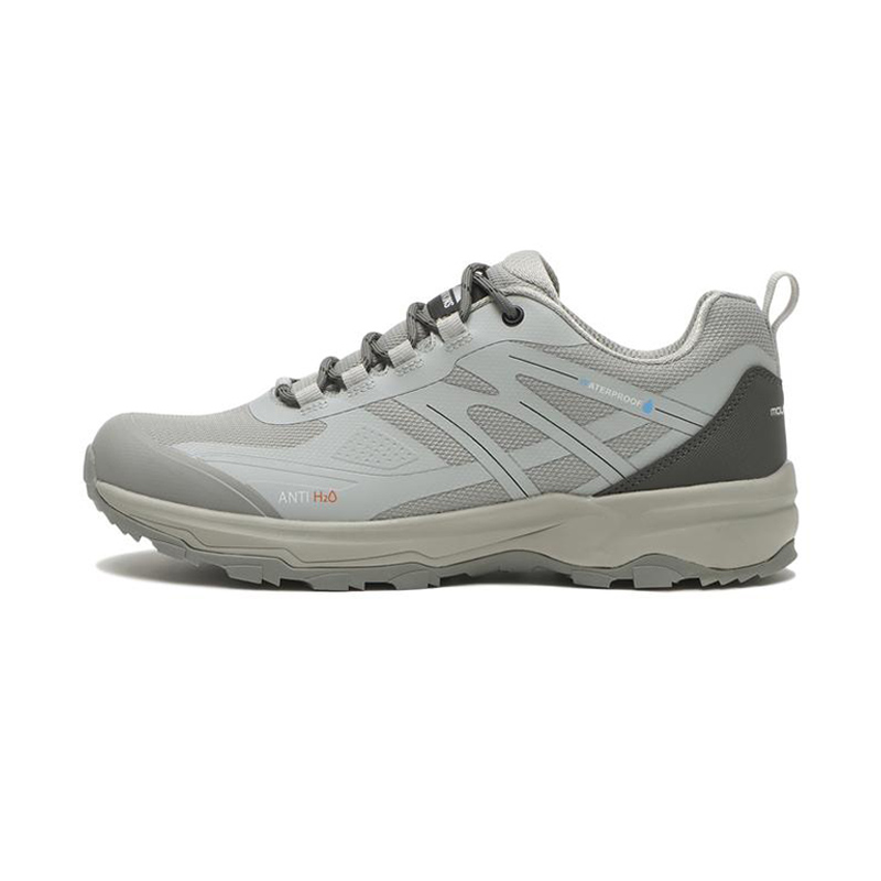 G.T Hawkins Mount 599 Low 2 Sneakers Plain gray surface G150203012