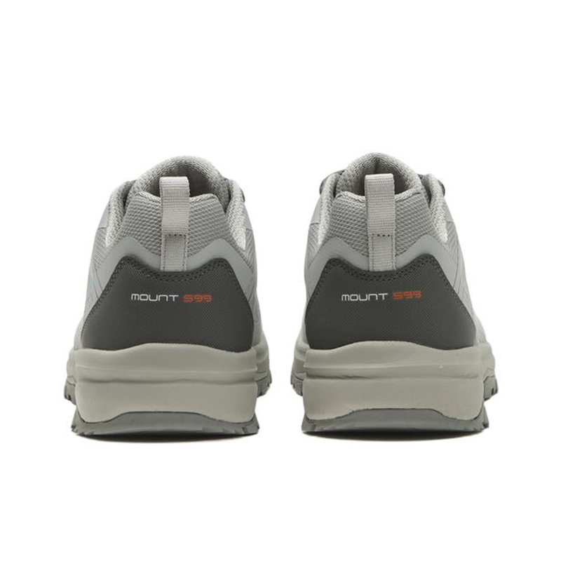 Lookbook G.T Hawkins Mount 599 Low 2 Sneakers Kelabu Permukaan Licin G150203012