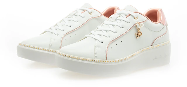Lookbook G.T Hawkins Nike Dahlia 5 Kasut Putih Permukaan Plain G160304005