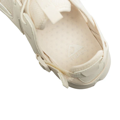 G.T Hawkins Reno Hybrid Sepatu Sneakers G160403013 Details for G.T Hawkins Reno Hybrid Sepatu Sneakers G160403013