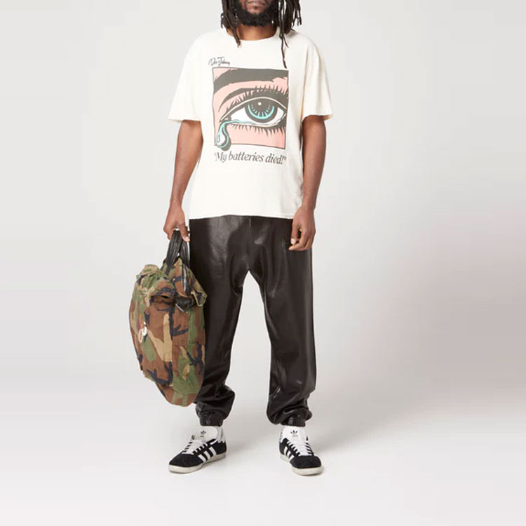 Shop Gallery Dept. SS23 Baju-T Lengan Pendek Lelaki Eye Graphic Beige Muda DB1032AWHT