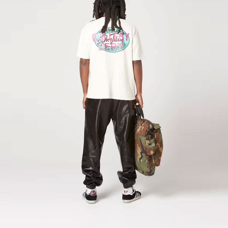 Purchase Gallery Dept. SS23 Baju-T Lengan Pendek Lelaki Eye Graphic Beige Muda DB1032AWHT