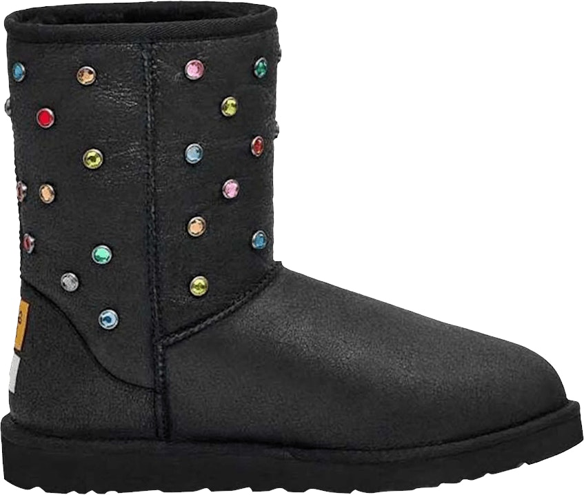 gallery-dept-x-ugg-classic-short-black-galleryclassicshort-blk