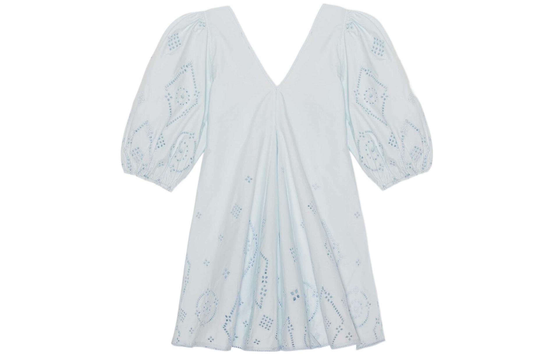 Lookbook 가니 SS22 블루 브이넥 레이스 디테일 반소매 미니 드레스. F7236-628-1