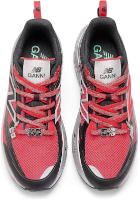 GANNI x New Balance Fresh Foam Trainer 'Hitam Silver Metalik Merah' UTRNGN Shop GANNI x New Balance Fresh Foam Trainer 'Hitam Silver Metalik Merah' UTRNGN