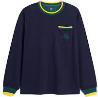 GAP Loose Fit Crewneck Long Sleeve Sweatshirt 841255 GAP Loose Fit Crewneck Long Sleeve Sweatshirt 841255