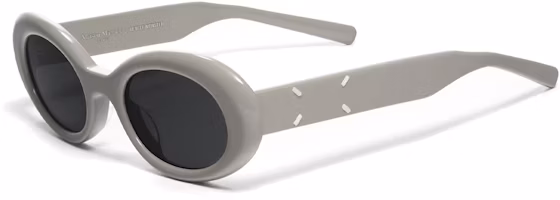 GENTLE MONSTER Classic Oval Sunglasses Unisex Fashion Eyewear for Couples. MM005 G10 GENTLE MONSTER Classic Oval Sunglasses Unisex Fashion Eyewear for Couples. MM005 G10