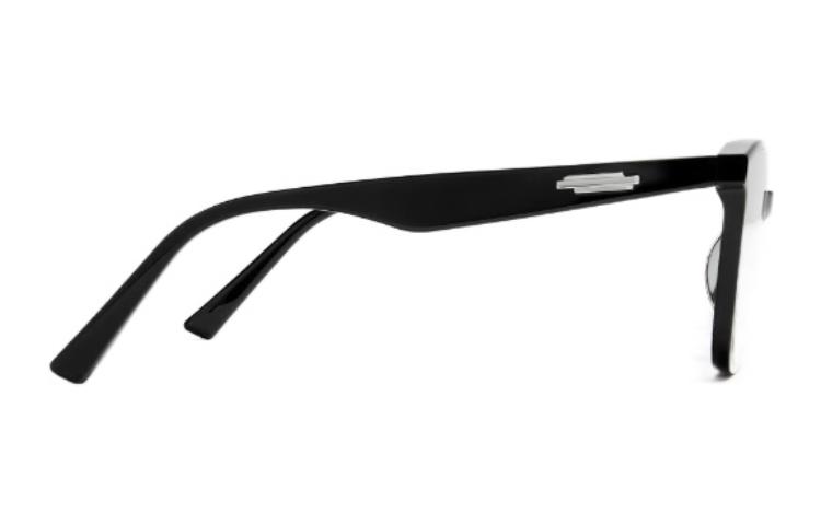 Shop Gentle Monster Lilit 黑色方框太阳镜 男女时尚眼镜。 Lilit-01K