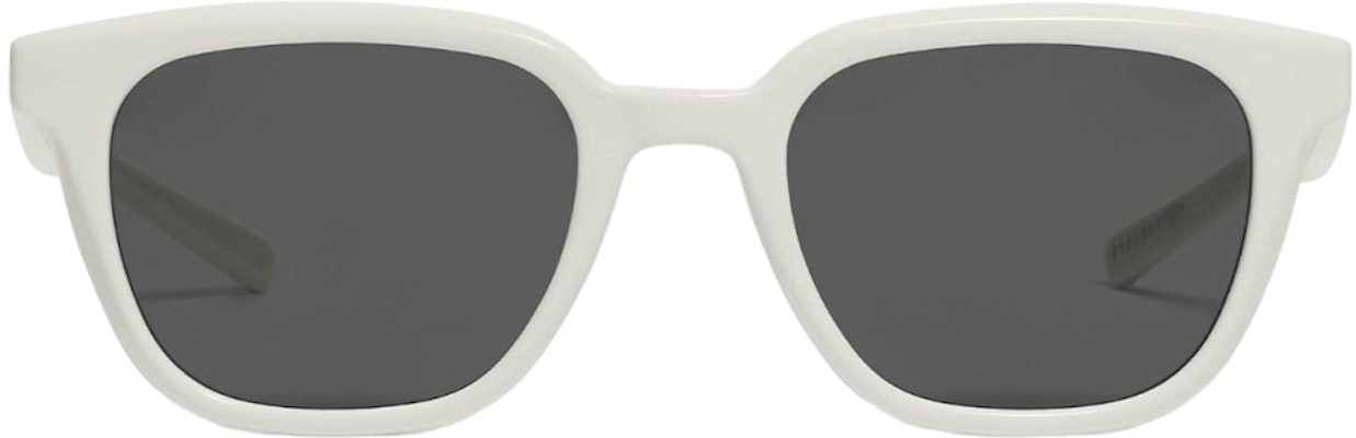 GENTLE MONSTER x Maison Margiela Kacamata Unisex Putih UV Protection. MM007 W2 Lookbook GENTLE MONSTER x Maison Margiela Kacamata Unisex Putih UV Protection. MM007 W2