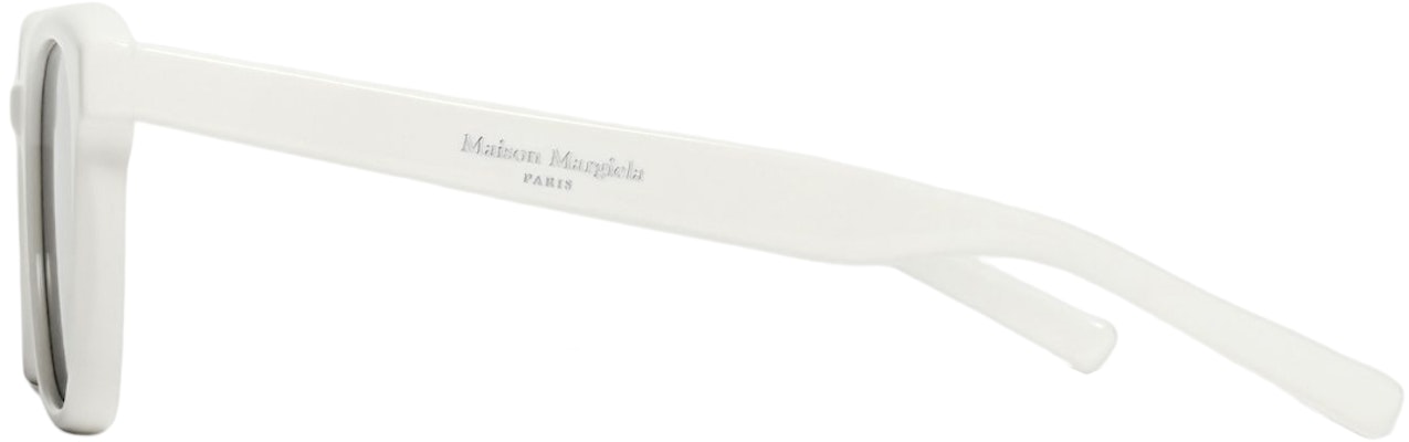 GENTLE MONSTER x Maison Margiela Kacamata Unisex Putih UV Protection. MM007 W2 Shop GENTLE MONSTER x Maison Margiela Kacamata Unisex Putih UV Protection. MM007 W2