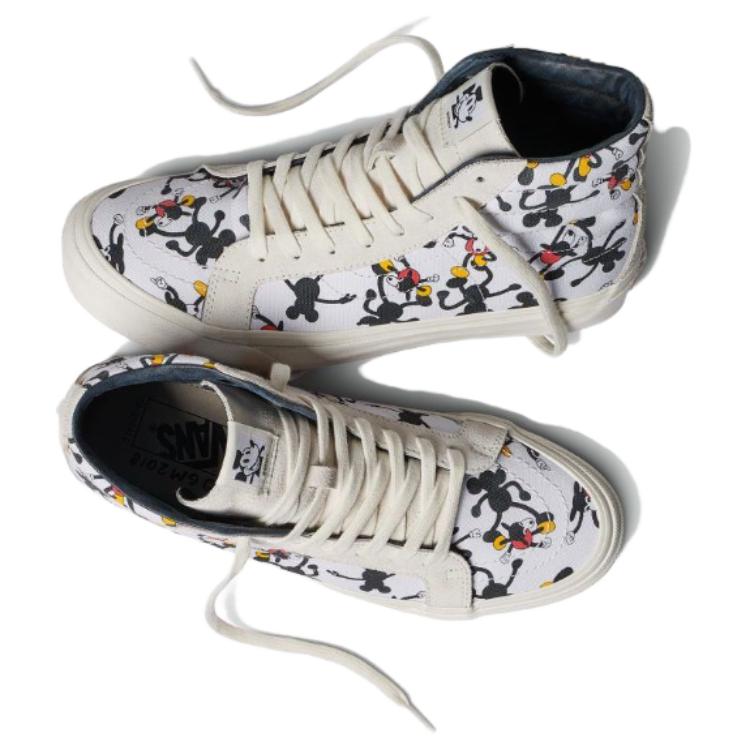 Shop Geoff x Vans McFetridge 'Putih' VA38FYRNQ