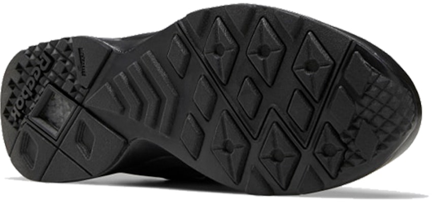 ジジ・ハディッド×リーボック AZTREK ブラック DV6514 Details for ジジ・ハディッド×リーボック AZTREK ブラック DV6514