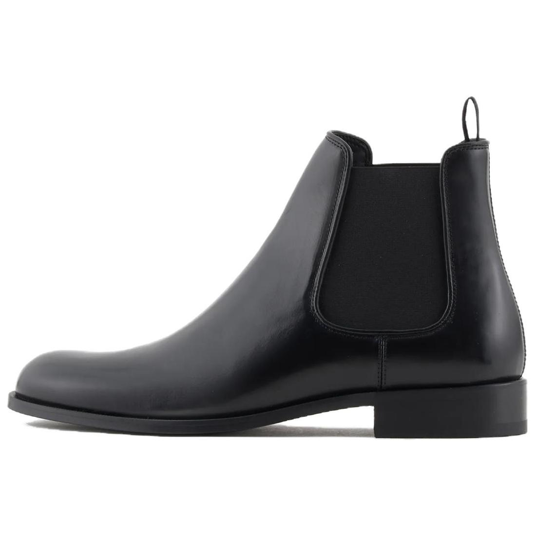 Giorgio Armani Armani Black Antique Leather Chelsea Boots. X2M361XF294100002