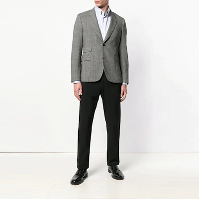 ジョルジオアルマーニ FW21 ライトブルー ミニマリスト 長袖ボタンシャツ 8WGCCZMNTZ064-UA30 Lookbook ジョルジオアルマーニ FW21 ライトブルー ミニマリスト 長袖ボタンシャツ 8WGCCZMNTZ064-UA30