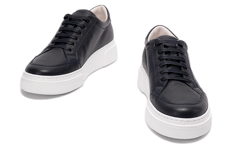 Shop Giorgio Armani Low Top Lace-Up 'Black Leather' X2X177XN914M785