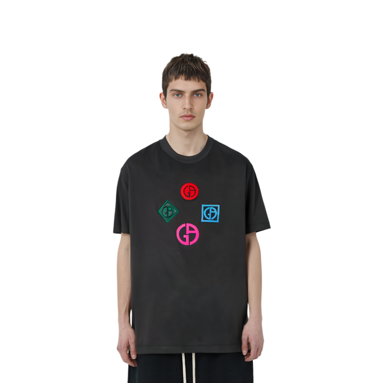 Shop 乔治阿玛尼SS22黑色刺绣Logo圆领T恤。 3LSM78SJTKZ-UC99