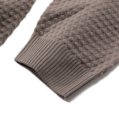 Giorgio Armani SS24 Coklat Kardigan Rajut Kolar Shawl. 6RSE04-SM22Z-U6EQ Sizing Giorgio Armani SS24 Coklat Kardigan Rajut Kolar Shawl. 6RSE04-SM22Z-U6EQ