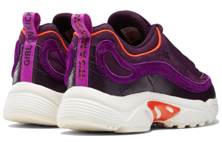 Lookbook Girl On Kicks x Reebok Daytona DMX MU ''Il Mondo è degli Uomini''. FV6077