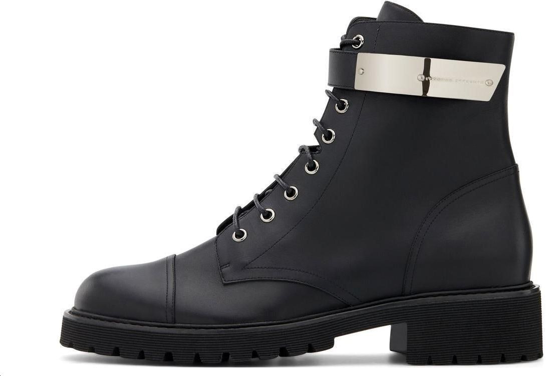 giuseppe-zanotti-black-chunky-heel-lace-up-boots-iu-00003001