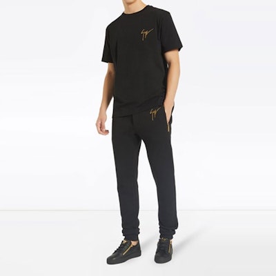 Giuseppe Zanotti FW21 黑色直筒運動長褲 IRU0010001 Lookbook Giuseppe Zanotti FW21 黑色直筒運動長褲 IRU0010001