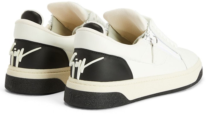 Giuseppe Zanotti GZ94 'Black and White Floral Lace-Up Low-Top' RU30027001 Shop Giuseppe Zanotti GZ94 'Black and White Floral Lace-Up Low-Top' RU30027001