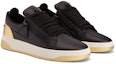 Lookbook Giuseppe Zanotti Gz94 'Zapatillas Bajas de Cuero Negro' RU30041001