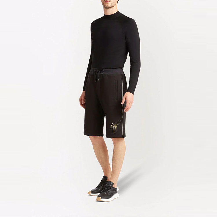 Lookbook ジュゼッペザノッティ GZ SS22 ブラック ロゴパッチ ルーズフィット カジュアルショーツ ERU2001001
